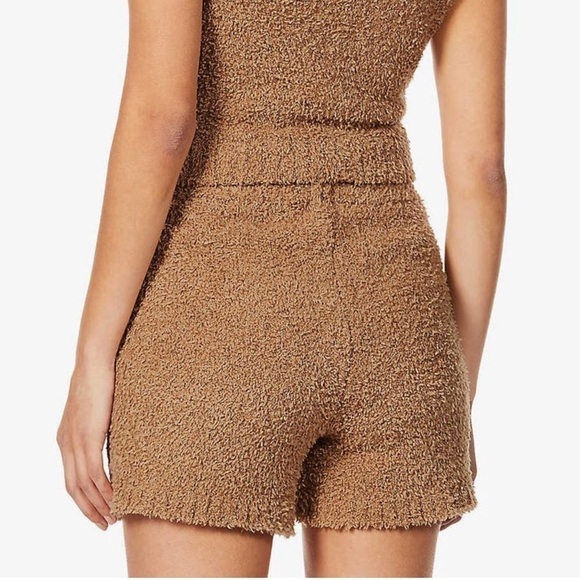 SKIMS Cozy Knit High Rise Lounge Shorts In Camel Brown - Picture 5 of 8